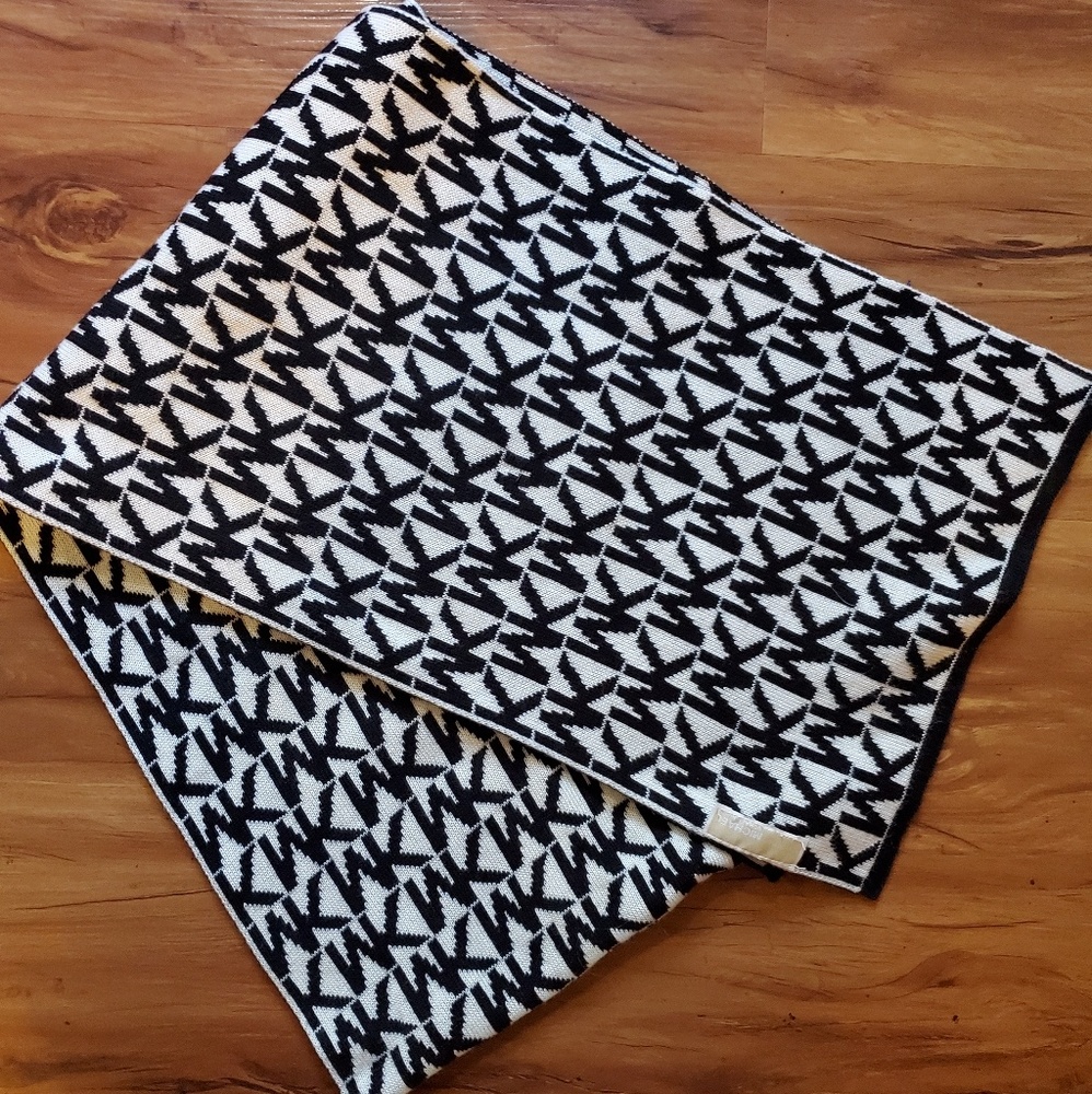 Michael Kors Scarf
